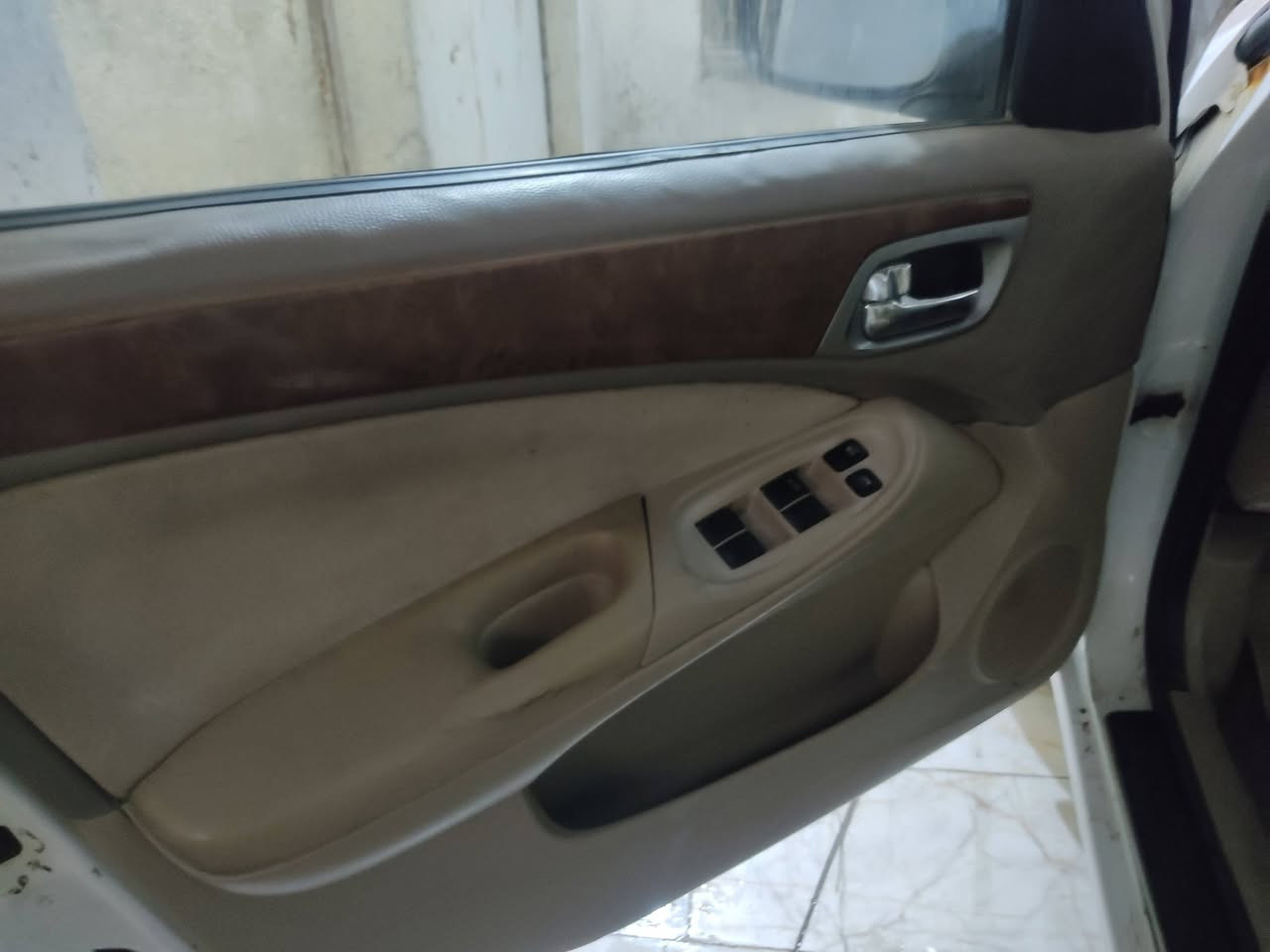 موديل 7 رقم انگليزي  كير عادي جاهزه بدون حادث فقط رش صبغ في مقدمة البنيد مكيدنه وكير وتبريد وتخم تاير كله جديد ب٧٣ ناصرية مركز ***********
