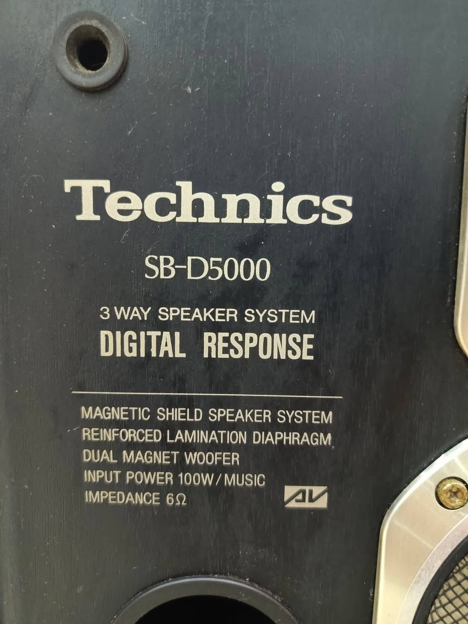 زوج سماعات تكنكس موديل D5000 نظافه حلوه كلشي شغال ووفر وميدرنج وتويتر وبلادي للبيع


**إذا كنت صاحب هذا الإعلان وتريد حذفه لأي سبب، رجاءا أرسل رسالة إلى الدعم الفني**