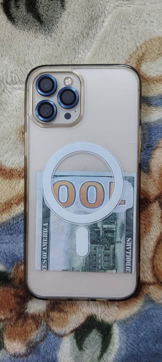 السلام عليكم البيع جهاز 12 برو ماكس شرط النضافه مابيه عيب بطاريه 78 بلاديه شرط كارتون هم موجود شرط الحاسبه السعر 470 بيه مجال ***********
