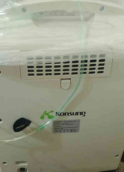 السلام عليكم للبيع مولد الاوكسجين مشتغل أسبوع السعر ٧٥٠ الف للتواصل الاتصال على  ***********
