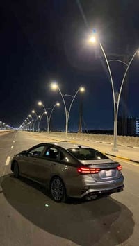 كيا فورتي فئة ال GT موديل 2024 حادثه البنيد ابدل وجاملغ خلفي كلير سيار...