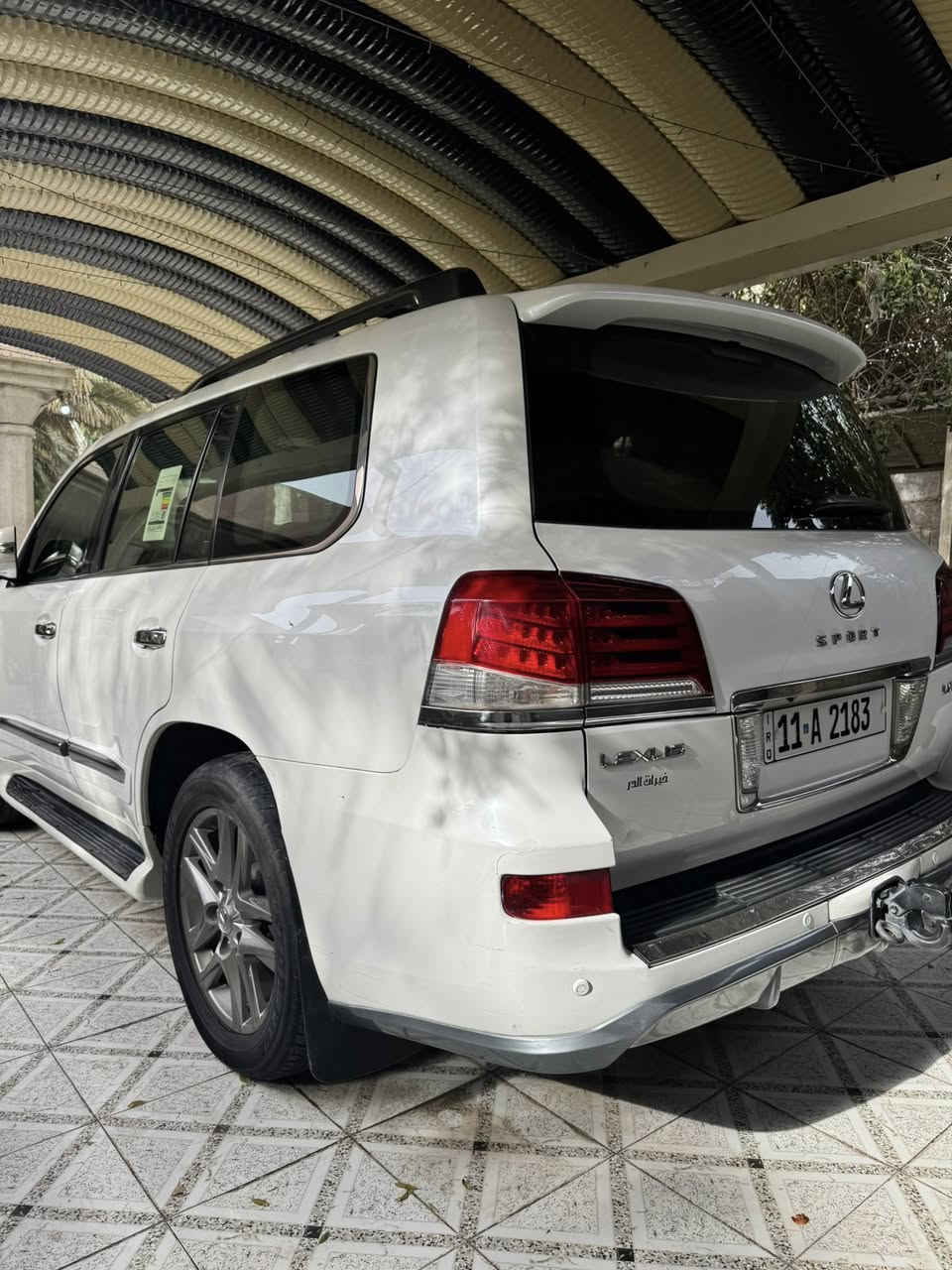 السلام عليكم لكزز LX5700 V8 بريم اصل موديل 12 كفاله عاامه عدا شخط خفيف بلصفحه رقم بغداد 4 ارقام مميز تحويل ثاني يوم لون الداخل مشمشي المرغوب منضومه زنون عالي ناصي مواصفات الكزز معروفه ميحتاج اذكرها سنويه تسقط 2031 هزه جديد كلشي كامل بيها والسياره على وضع الشركه ماشيه 160 حقيقي 
مكان السياره بغداد الدوره  السعر 38 وبيها مجال بسيط
***********
