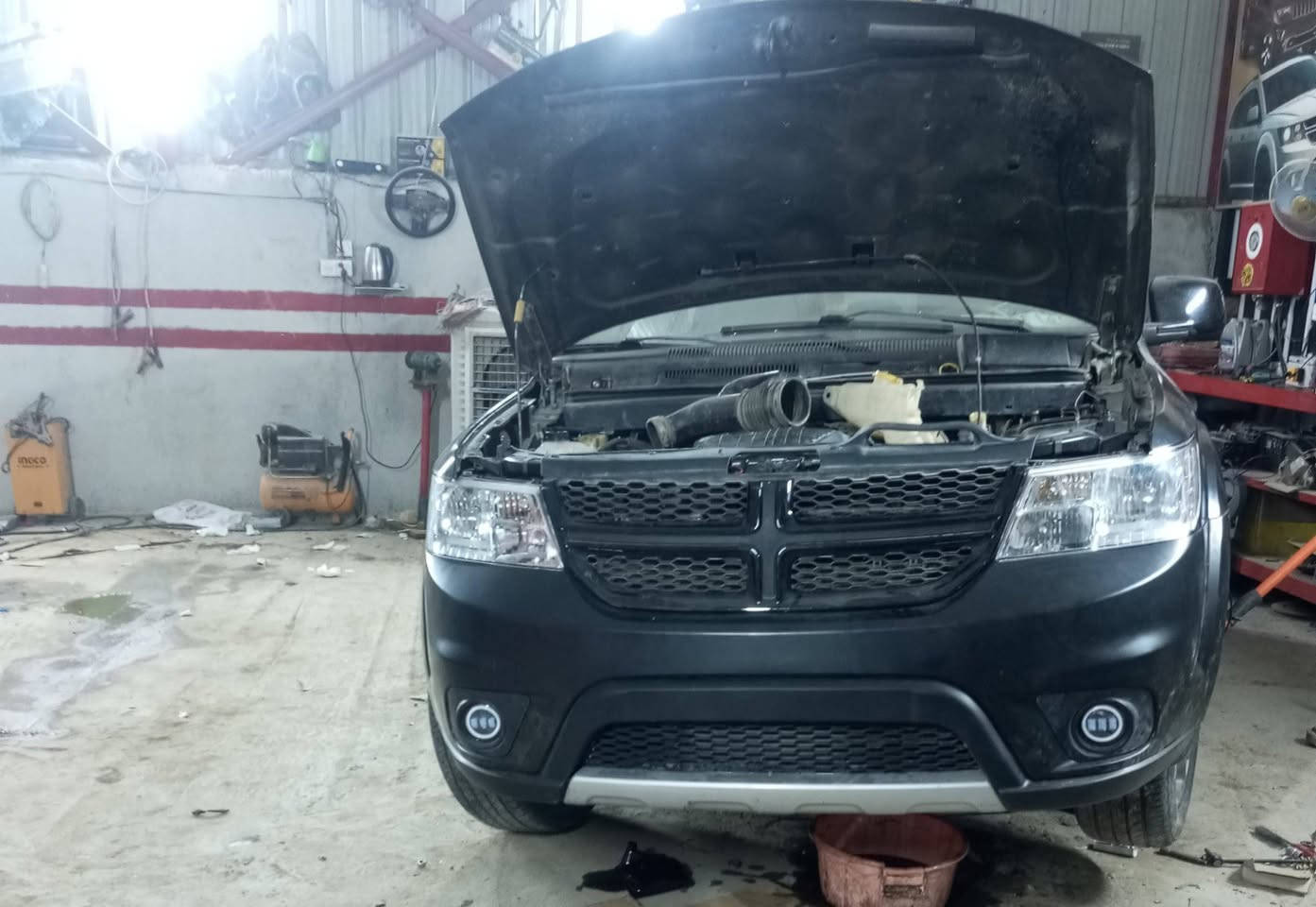 #تحيه_طيبه_لكم_من_مركز_المريكي_وبرمجه_وتحديث 

دوج جورني 
تبديل بجم كامل  _ تبديل بدنه _ 
تبديل لايتات درجه اولى ضمان سنه لايكلب ولا يجرد 
تبديل دعاميه كرو _ تبديل بلوجكترات ليد _ 
تبديل زوج ماسكات _تبديل حساس ABS _ 
تبديل زوج اشموع._تبديل درايم شفت _ تبديل زوج دبلات _
تبديل جاملغ جهة السايق  

العنوان الناصريه الثوره نهاية الشارع المركز السايدين 
***********
***********
