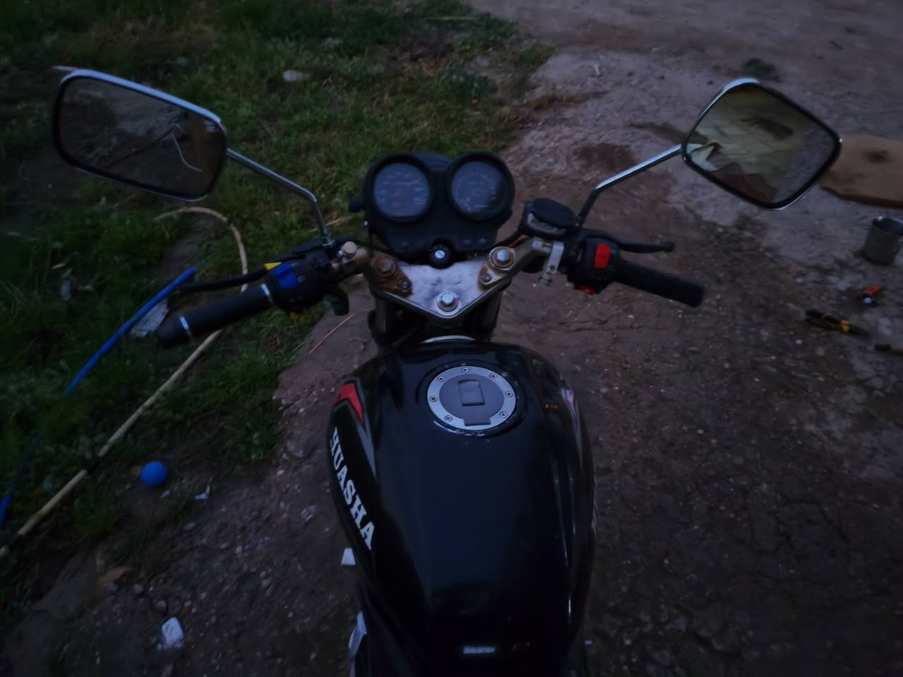 السلام عليكم دراجه هيوشا 9A الدراجه خير من الله المحرك نضافه يخبل  .. مكاني بغداد المدائن /السعر400/الرقم استفسار***********👋🏽♥️
