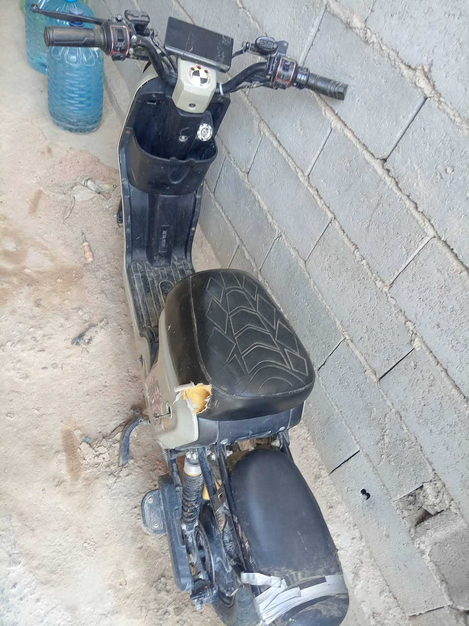 سلام عليكم دراجه شحن للبيع بيها شويه تقطيع ب ممشه مكان نجف لاشرف ب230 الف وبيها مجال ***********
