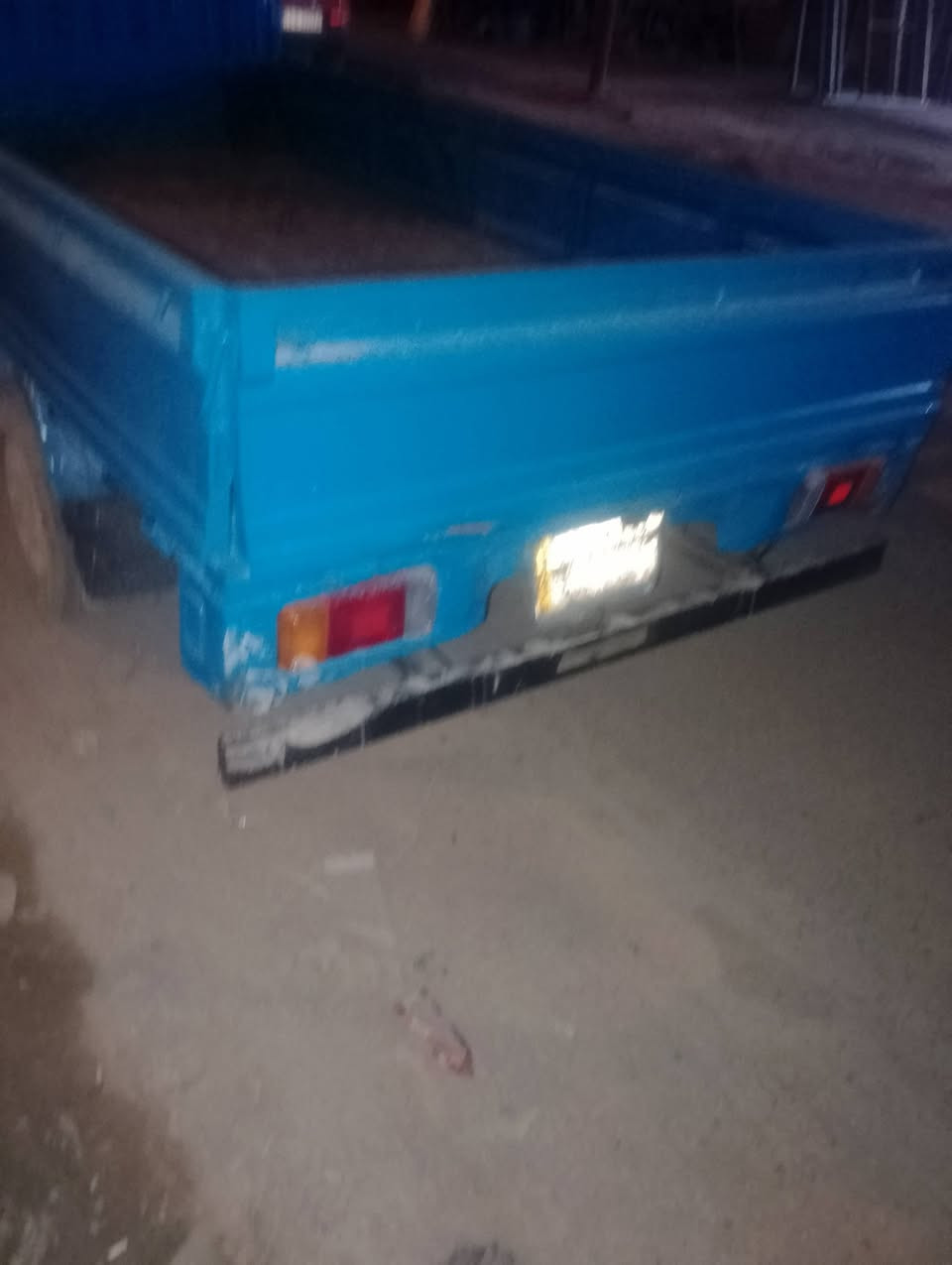 سلام عليكم كيا حمل للبيع موديل95سياره مكفوله مداور ثاني يوم مكينه جديده كير جديد  سيارة جديده السعر 36 المكان بابل الحمزه الغربي الاستفسار ***********
