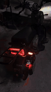 سلام عليكم 
دراجه شحن للبيع
سنكس نثيه
ملف 2000 واط
5 بطاريات 32 امبير
نظام بلوتوث
لايت عالي ناصي
اشاير يمنى يسرى
شاشه ديجيتال
صندوق كبيره
٣ سرعه
سرعة 99
فووول مواصفات
عنواني بغداد _ الشعب سوك شلال رقم
***********
سعر 450 الف
