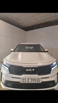 كيا سورينتو موديل 2023 محرك2500 اربعه سلندر كراسي كهرباء كشنات جلد 7 ر...