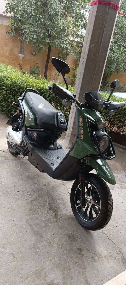 السلام وعليكم 
دراجه شحن للبيع سكنس جبلي 
6 بطاريات 72 امبير
السعر 650
مكان بغداد / ابو غريب
للتواصل ***********
