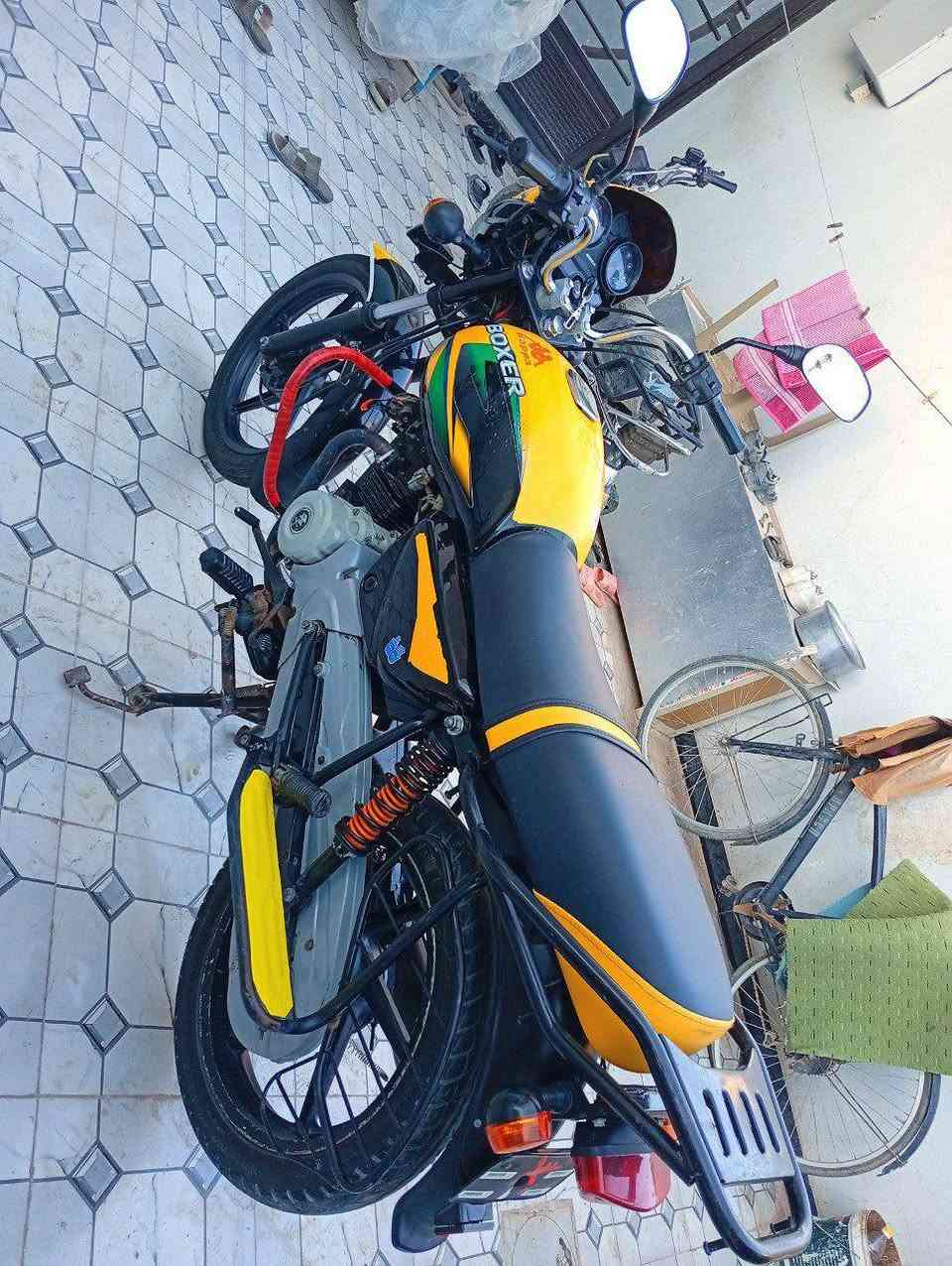 بوكسر مديل 2022 الدراجة مكفولة من كلشي
السعر مليون و200 وبيهة مجال 
موجود خاص او اتصل على الرقم ***********
