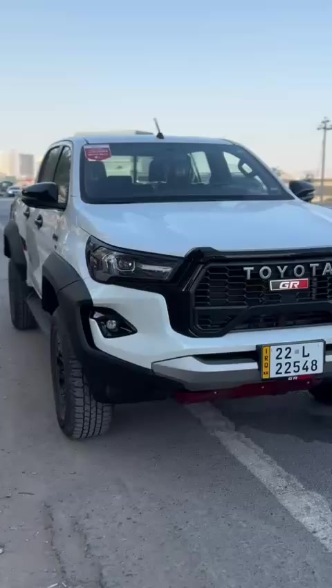 تويوتا هايلكس GR 2025 ساز
السلام عليكم 
هايلوكس 2025 جي ار شركة ساز 
بعدهة بالضمان ماشية 21 الف 
السيارة جديدة وبدون اي نقص 
عليها كماليات وسلايد للبدي اصلي 
رقم اربيل سنوية باسمي 
السيارة بحالة الوكالة مكفولة كفاله عامة 
السعر 460 
للاستفسار ***********
