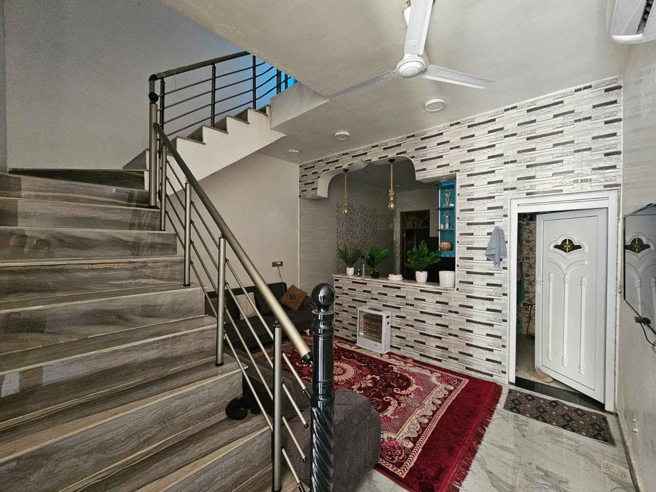 #للبيع مشتمل #الخاجية 100م وسعره مناسب ان اشاء الله مناسب للسوق الشراي يتواصل معي


**إذا كنت صاحب هذا الإعلان وتريد حذفه لأي سبب، رجاءا أرسل رسالة إلى الدعم الفني**