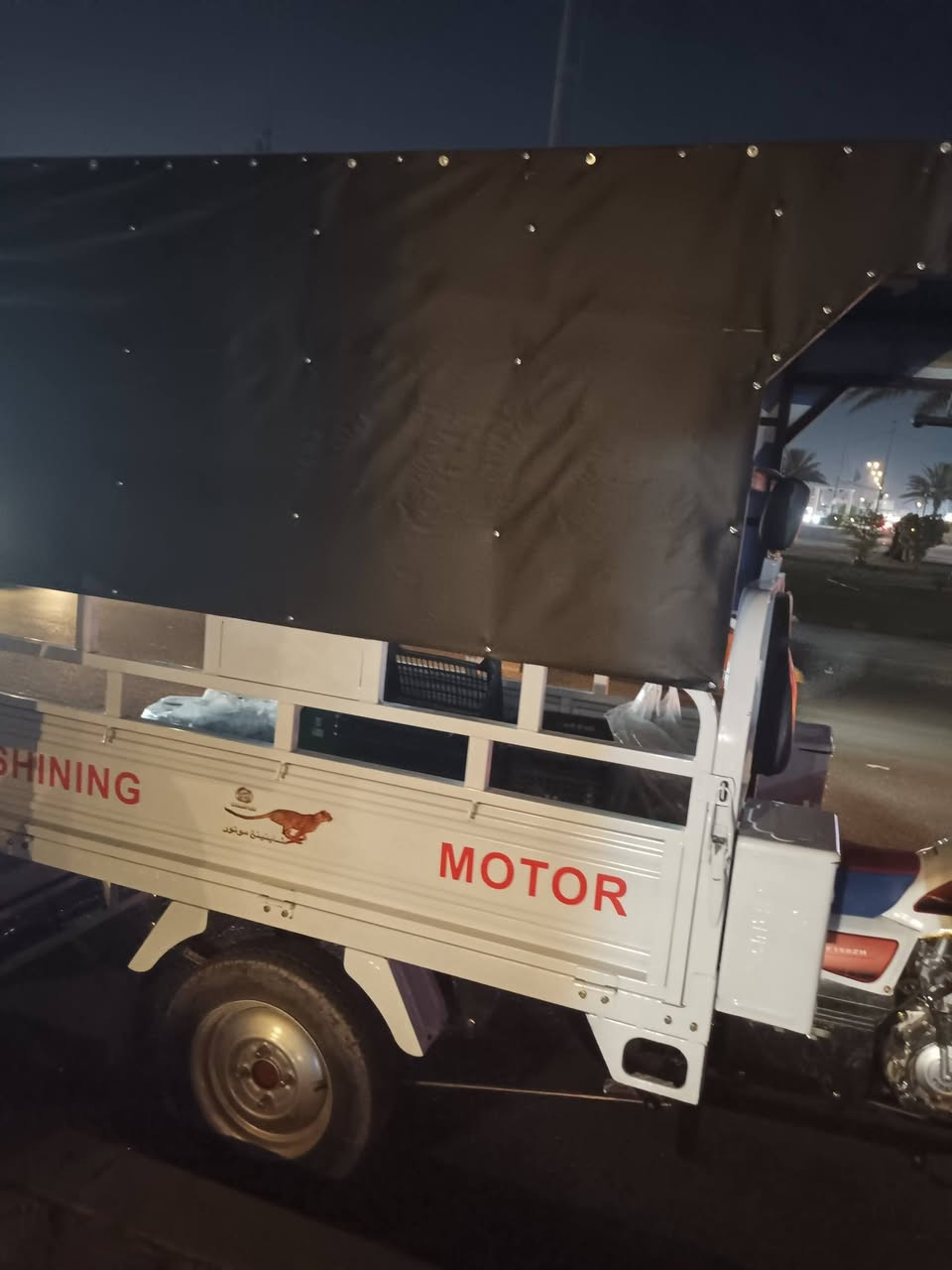 موديل 26زيرو قبل 3ايام من شتريتهة محجر تفصال جديد اوراق كاملة صقرمكينة جمرة فحل سعر3ملاين ومية مكان الحبيبية غير متواجد عل فيس شراي يتصل ***********
