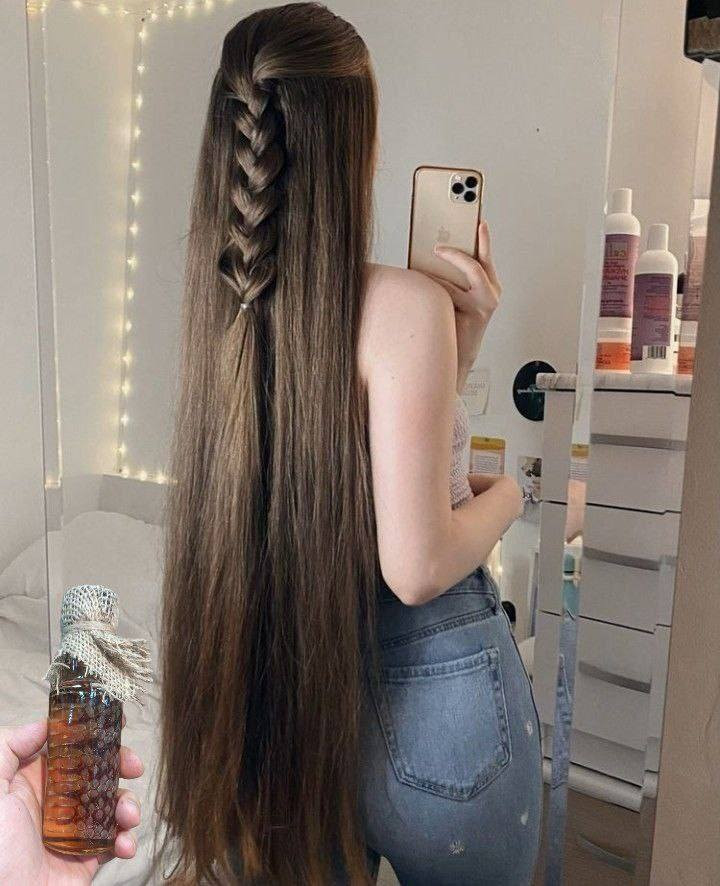 زيت الحيّة 🐍✨

إذا تعبتي من التساقط والتقصّف وبحثتي عن حل فعّال… زيت الحيّة هو سر الشعر الكثيف والطويل! 🌿
تركيبته الغنية تغذّي فروة الرأس بعمق، تنشّط البصيلات، وتساعد على تقوية الشعر من الجذور للأطراف.
يمنحك نعومة حريرية ولمعان صحي واضح من أول استعمال، ومع الاستمرار تلاحظين فرق بالكثافة والطول ✨
مناسب لكل أنواع الشعر، ويقلل الهيشان ويعالج الجفاف حتى يرجّع لشعرك حيويته الطبيعية.
دلّلي شعرك بعناية يستاهلها وخليه يلفت الأنظار بجماله وقوته 💚

#توصيل_كافة_المحافظات


**إذا كنت صاحب هذا الإعلان وتريد حذفه لأي سبب، رجاءا أرسل رسالة إلى الدعم الفني**