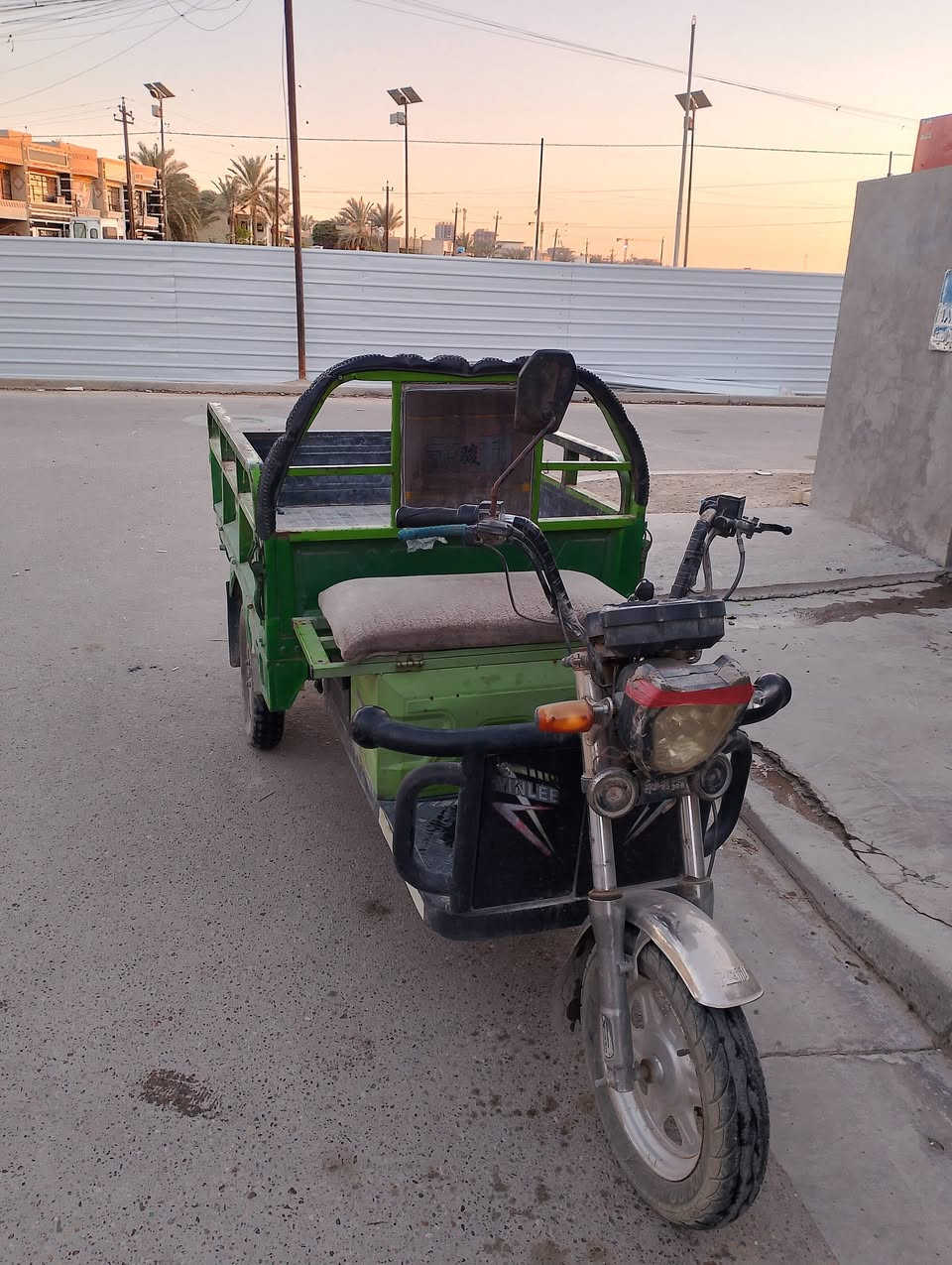 اللهم صل على محمد وآل محمد
للبيع ستوته شحن نضيفه كلش وكامله ما بيهه اي نقص 
السعر 800 وبيهه مجال حك الجيه العنوان بغدادالغزاليه الهاتف ***********
