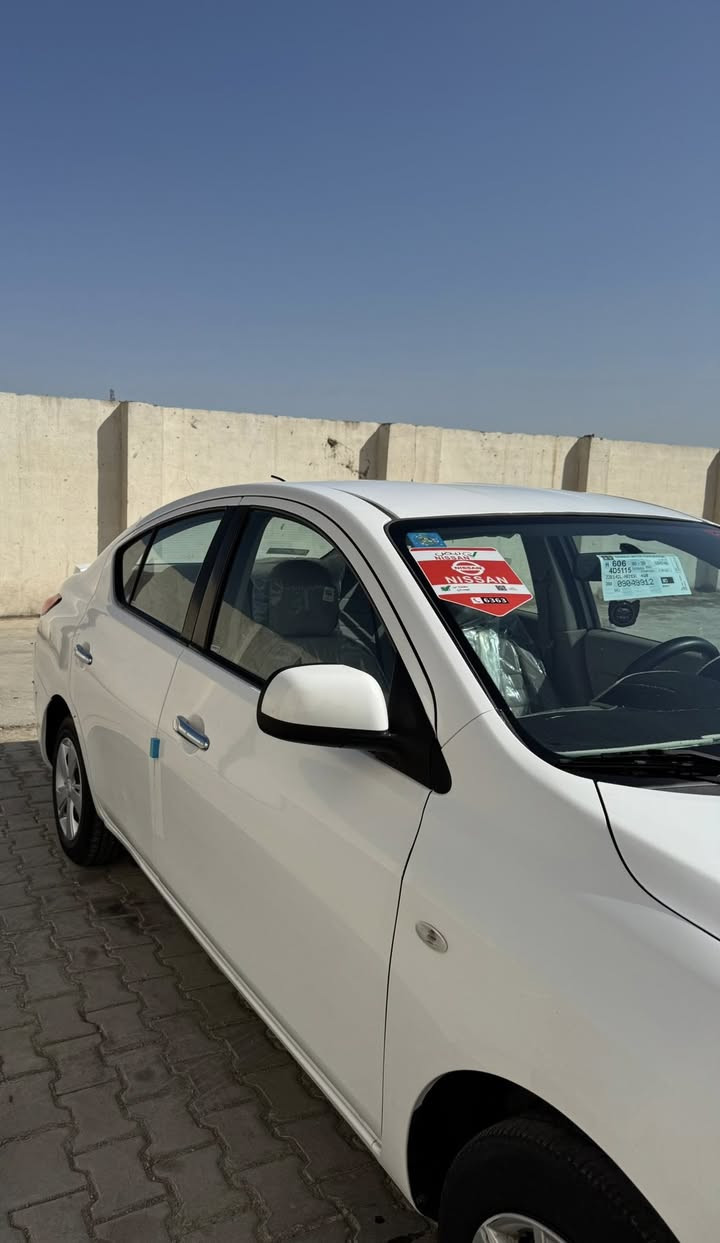 ⛔️نيسان صني هندي 2020 المرغوب بدون دوانز بليتة زركه
❇️ رقم بغداد الجديد ب اسمي هزة و سنوية جديدة تحويل ثاني يوم
✅ماشية 52 الف كم حقيقي على ايدي شرط الفحص وين ميعجبك تفحص حاضر 
✅بيهه رصعات خفيفه مال شارع وبارد بسيط السياره مال مال بيت نضيفه مقارنتاً بموديلهه
🖥️ شاشة اصلية و كاميرا دواره وحساس خلفي بلاديات
💺كشنات مغلفة شامواه وفوكاه نايلون
💵 السعر 108 وبيها مجال بسيط 
⛔️مكان السيارة بغداد الكرخ للاستفسار 
***********
