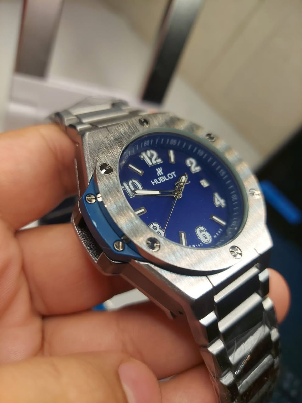 هوبلوت اوتوماتيك وزن ثقيل سعر القطعه 35 سعر القطعتين 63 الف توصيل موجود


**إذا كنت صاحب هذا الإعلان وتريد حذفه لأي سبب، رجاءا أرسل رسالة إلى الدعم الفني**