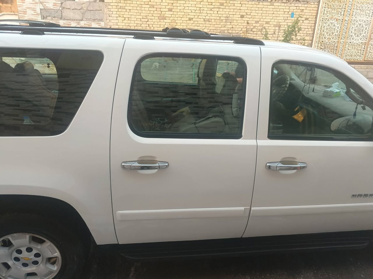 سلام عليكم تاهو مديل 8 وارد خليجي اجره السعر 140 سياره بل بصره وهاذه رقمي ***********
