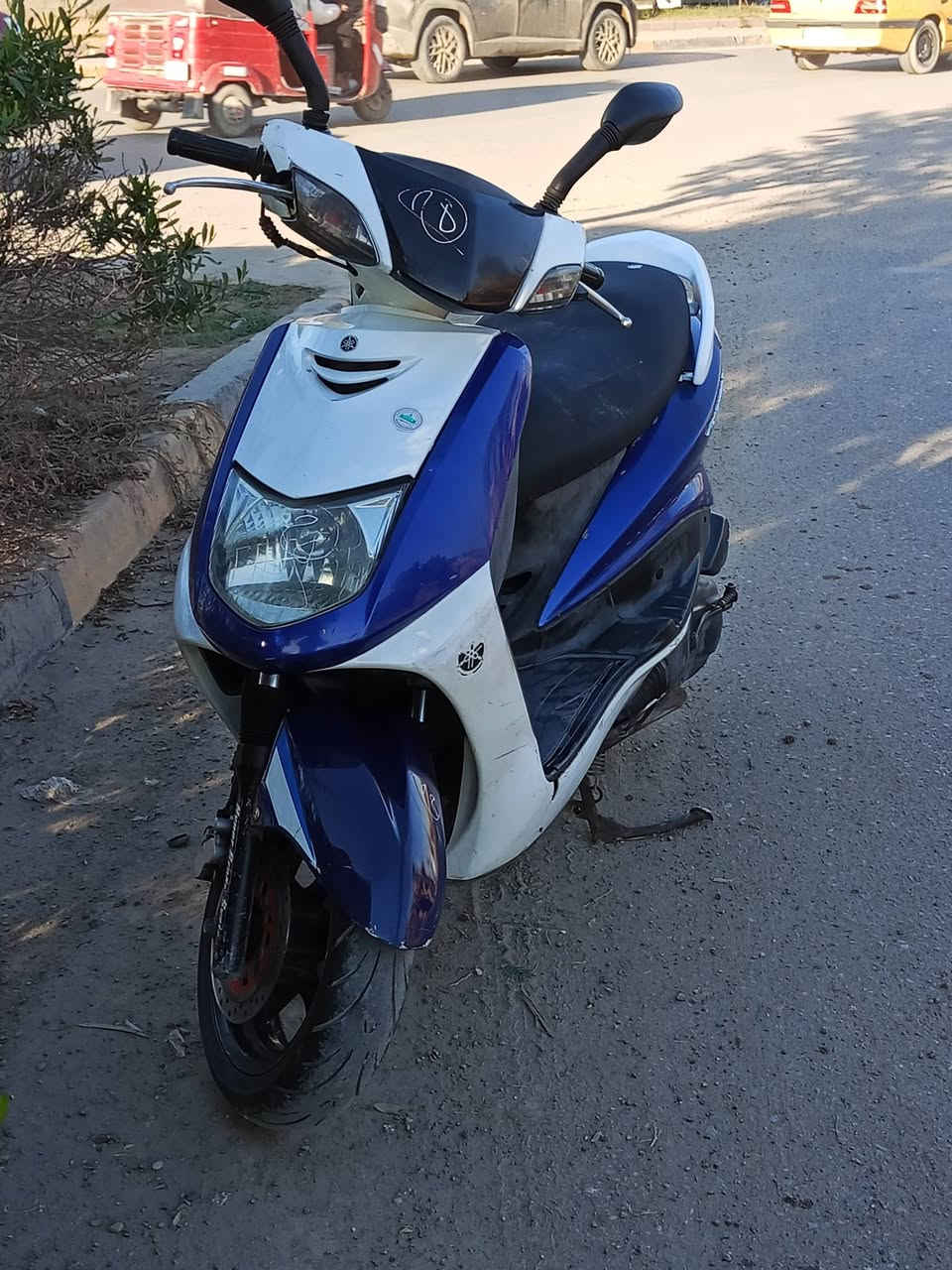 سلام عليكم سكنس نثيه 140 بلاديه ختم واحد دراجه جديده وخير من الله شلعه معدل كهربائيات كلهه شغاله كفرات اصليه مكينه بلاديه كيج بانزين كيج سرعه مابيهه نقص برغي ربع متصرف عليهه الدراجه اي وقت نكره جيب وياك موفيتر واحد جيب وياك 2 اورقهه موجوده الدراجه قفل ستيرن قفل جنطه لاتكلي شبيهه مكفوووله السعر 600وبيهه مجال حك الجيه ***********

