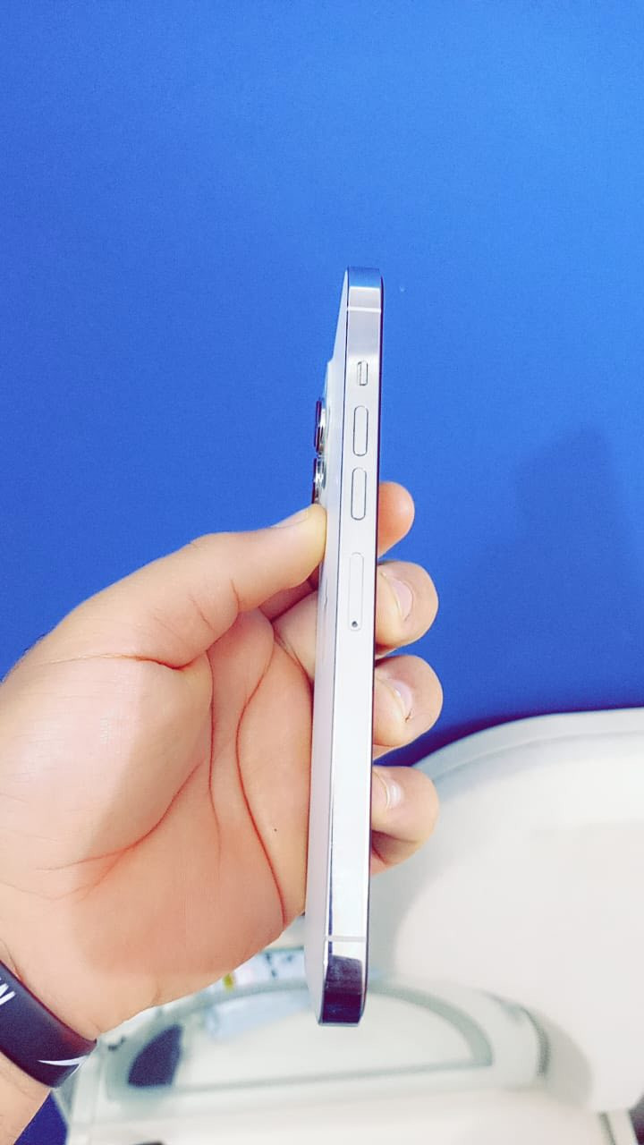 سلام عليكم ايفون 13 برو ماكس بطاريه 84جهاز وتر وعل فحص وتجي تاخذه من باب لبيت اريده مروس ب15 مبدل شاشه وكون سعره مناسب مكان بغداد البلديات ملاحضه غير متواجد عل فيس *********** متواجد عل واتساب
