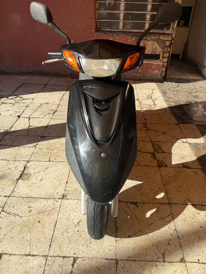 درجه اكزاز
درجه جديد صاله اقل من شهر نزلت رمبه 
درجه بعده بجيس شوفتك عينك درجه محرك خرسه صوت درجه كفر اصلي 
محرك مافتوح تجي تفحص درجه اذا بيه تاخذه وتروح بلش 
سعر 9 ورقات وبيه مجال اذا متعرف بسعارهن فدوه لا تخابر ولا تضل تحجي 
هاذ رقمي متواجد وتساب 
مكاني بغداد الغزاليه
***********
