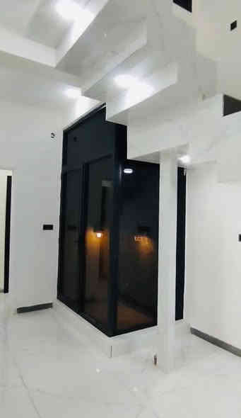 بيتين طبك للبيع VIP مساحة البيت الواحد ١٥٠ م الوجة ٧ ونص طابو أسهم قرب مستشفى التركي ألبيت كما موضح بصور ديكور مغربي شغل درجه أولى فول موصفات ط -١ غرفتين نوم وصالة ومطبخ وستقبال وصحيات 
ط٢- غرف نوم عدد٢ وصالة وصحيات  شغل هندسي السعر وباقي التفاصيل عل خاص  🚦🚦🚦🚦🚦🔥عندك بيت للبيع🔥
عندك قطعة للبيع اي مقاطعة ♦️بستان للبيع  -الشراي يمنه وتدلل 
🏩 -  بناية تجاري الناصرية حصرًا 🏡
@( 🧿 
للمزيد من المعلومات يمكنكم التواصل معنا☎️ ***********
 راسلنه واحنه بخدمتك مكتب القنديل الذهبي للعقار حي اور مقابل صيدلية الجبل
