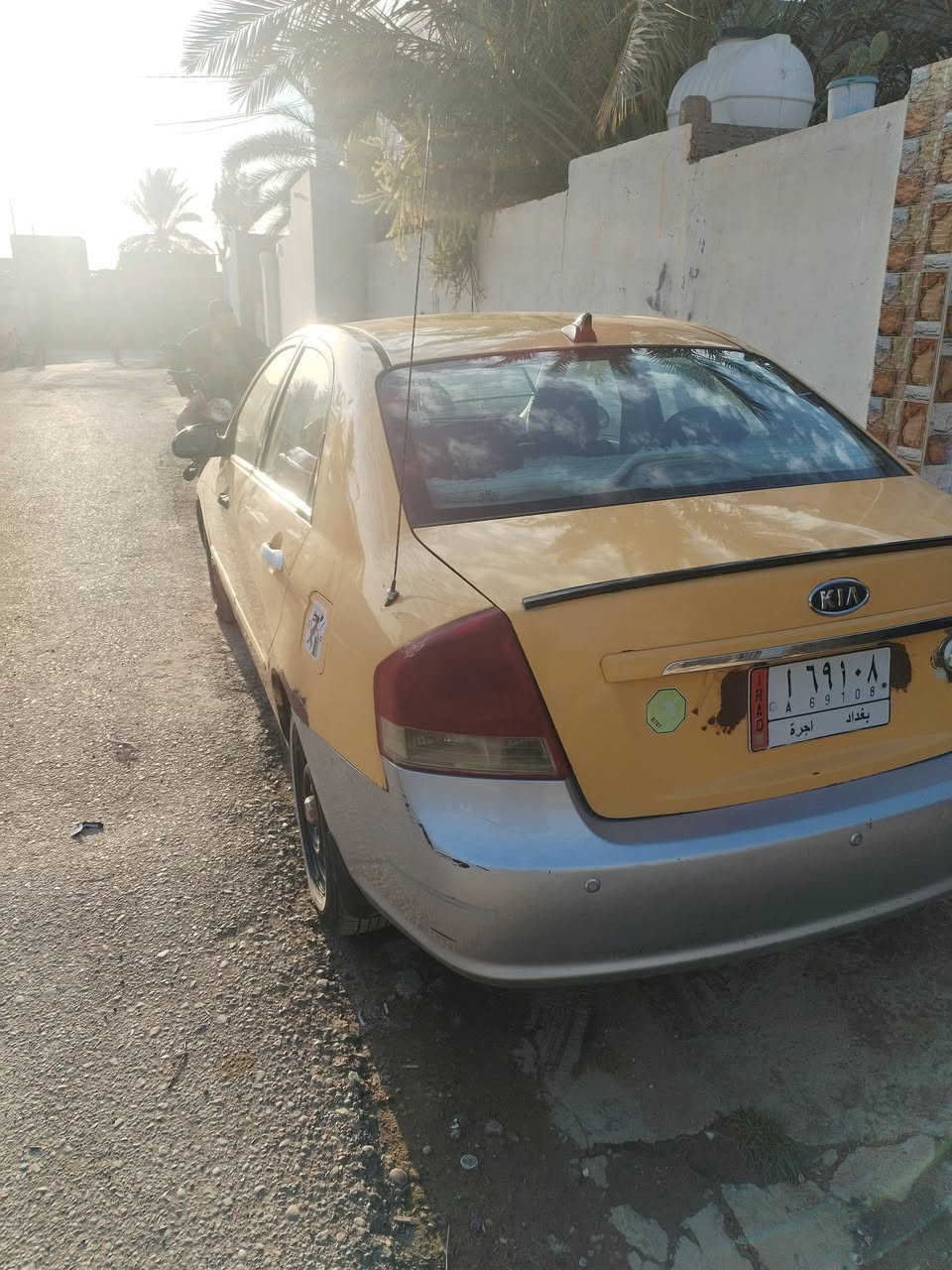 سلام عليكم كيااسبكتره موديل 2009مكينه كير خيرمن الله سياره خط جول ورقم بغداد تبريد تذفه شغل 
السياره عارضه 80 وبيه مجال ***********
