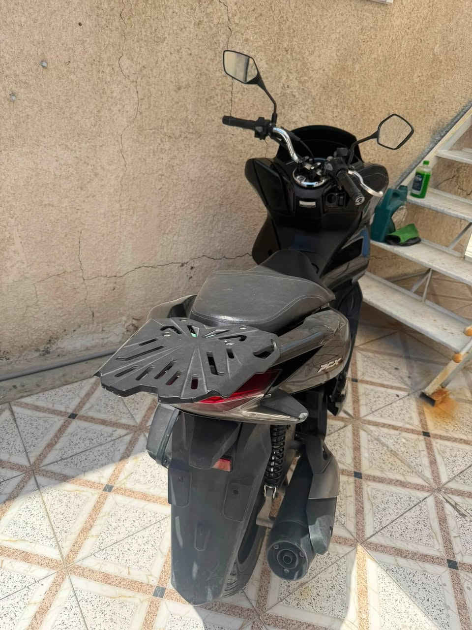 السلام عليكم جيل الثالث للبيع مكينه مكفوله كلجات صدر كهربائيات بيها ملاحضات بسيطه بل كفر والدوسه سعره 1475 وبيها. مجال كلش بسيط الله شاهد دراجه مكينه بل جيس 
مكاني بغداد الغزالية
***********
