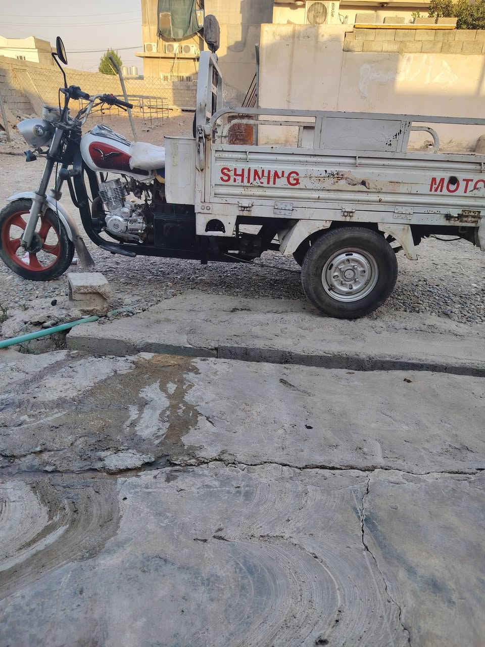 ستوته للبيع موديل 18 محرك 25صفر صار اسبوع شديته سعرمليون شراي يتصل ***********
