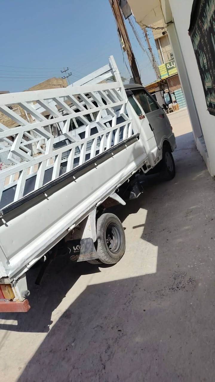 السلام عليكم...
كيا بنكو قماره وربع موديل 1996.جاهزه من كل شيء محرك جديد.. وكير واكسل وحداديه.... شاصي مكفول رقم انكليزي بابل.. سنويه مجدده.. اللون ابيض.. مكاني الحله... السعر 52 وبيها مجال للشراي.. 
الاتصال على الموبايل***********
