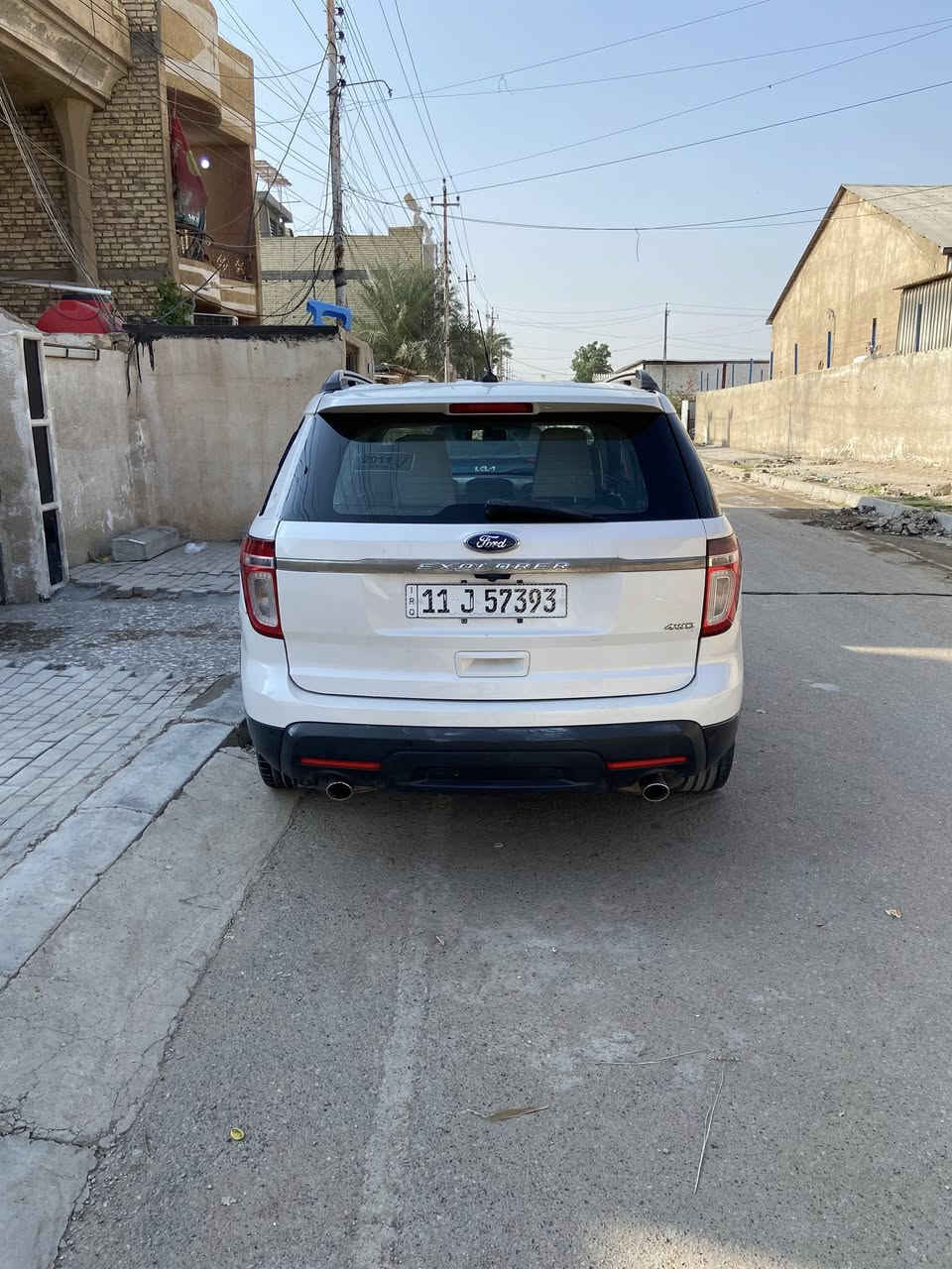 السلام عليكم 
للبيع  
‏
FORD EXPLORER XLT 2011

الفئة XLT    

السعر :110$

الموديل 2011

لوحات بغداد بسمي دولي

المحرك 6 سلندر 

  3500 

المواصفات 

فور ويل 4WD

 الداخل (بيجي)

تحكم ستيرن 

كشنات كهرباء 
تدفئة كشنات 
تبريد كشنات

وضعيات قيادة 

تبريد مركزي 3 قطع

اوامر صوتية 

كشافات ضباب 

 سبعة راكب و تبريد مركزى

ويل 18

مانع انزلاق 

اندرويد اوتو 

اوتو هولد 

الرقم الهاتف

***********

‏‎‏‎العنوان بغداد الحسينية
