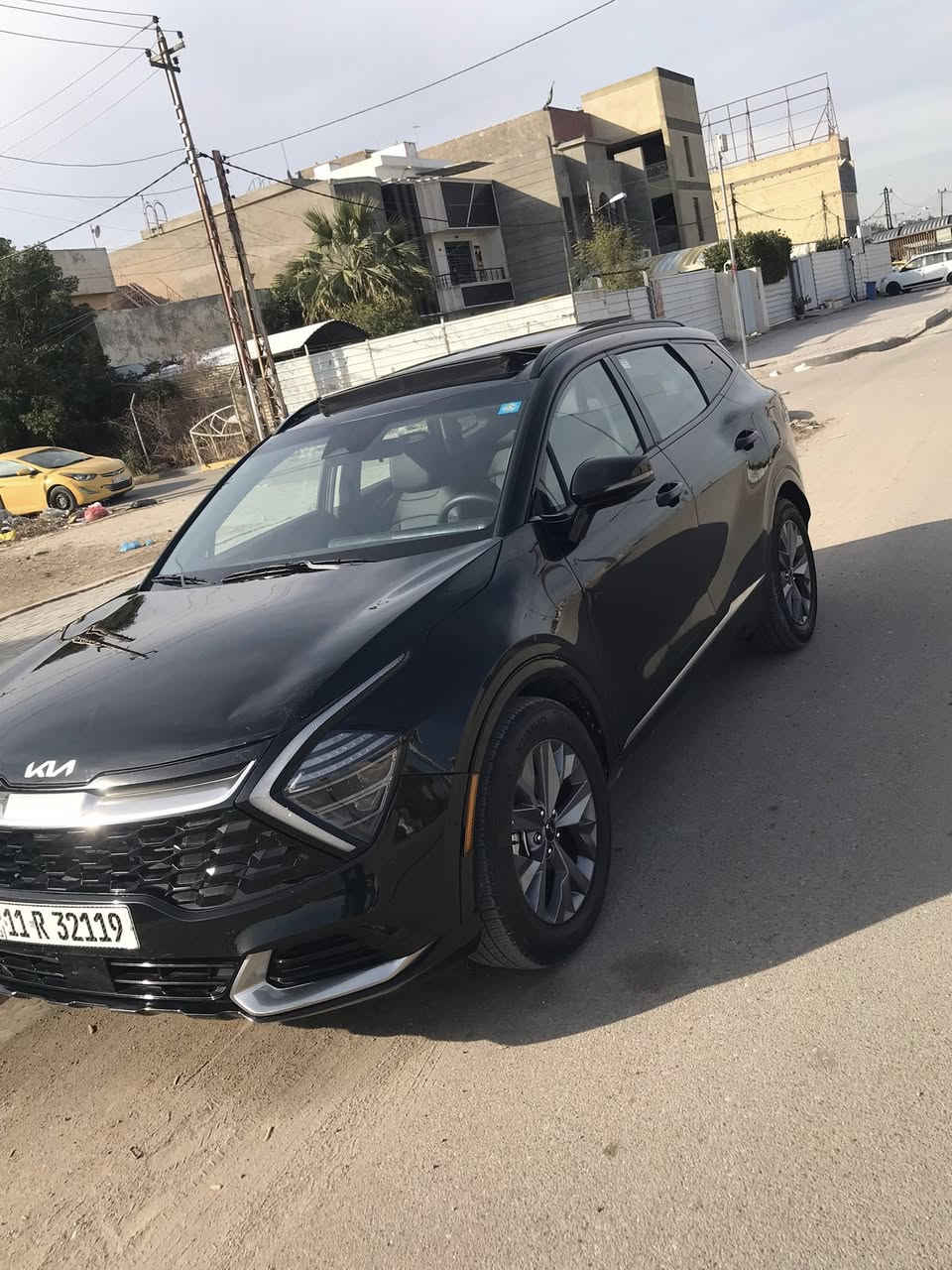 كيا سبورتج موديل 2025 وارد امريكي فئه SX بعدها زيروو ماشيه  ميل2700 فقط صور حادثها منشوره 👇 بدون قطره صبغ تبديل جاملغ امامي فقط وشبر بلبنيد بارد
السياره جاهزه وكامله بدون اي نقص
ايرباك دركه فقط
رقم بغداد السنويه بأسمي
مواصفاتها
بانوراما
فتحه سقف
بصمه تشغيل
بصمه ابواب
تشغيل عن بعد
تدفئه كشنات
كشنات جلد
حساسات مري جانبية
كراسي كهرباء
جنطه كهرباء
مكينه 2500
 رادارات امامي خلفي 
توقف ذاتي
ثلاث انضمه قياده سبورت -عادي- سمارت
شاشه كبيره متصله
تحكمات استيرن 
تحديد مسار
اتوب هولد
اتو ستوب
كامره
السعر👈 215👉💸
العنوان بغداد حي الاعلام 
تلفون                       ☎️ ***********☎️
