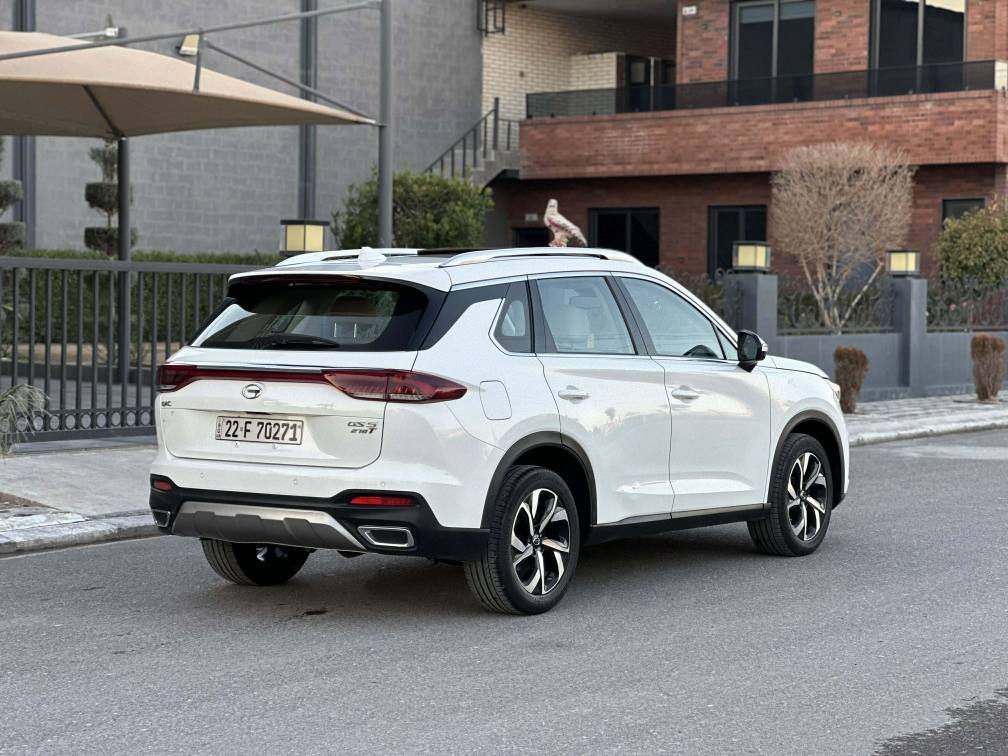 جي اي سي gs5 GAC 2021
مواصفات بانوراما فتحة بصمه و تشغيل عن بعد
شاشه لمس كبيره و ٥ كاميرات كامل حساسات
تدفئة تبريد كشنات وستيرن
كشنات اوتامتيك اوتو هولد دكمه هاند بريك دكمه 
تشغيل واطفاء ذاتي ثلاث انظمه قياده 
شاحن لاسلكي تحكمات ستيرن مري شفط
 ماشية ٦٥ الف مكفولة كفالة عامة
السعر 135 وبي مجال بسيط للشراي 
عنوان السيارة اربيل و رقم اربيل كل شيء جديد
للتواصل *********** واتساب

GAC GS5  مودل 2021 قه بات مواسفات فول فوله سياره كه پانورامايه كوشن كاره باى  جلد كوشن سارد و گه رم  كوشن خزن  ٣ مو ده سه نه وى و هه زه ى نوييه هەموو شتی بەشەرتە
تەنیا 65 هەزار رویشتووە
سعری 135 وەرەقە و مجال 
*********** واتساب أربيل, العراق
