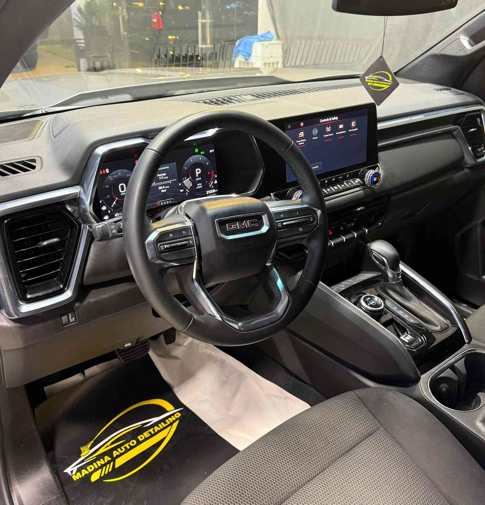 GMC Canyon
2024 Elevation 
4i - 2.7T - 4x4

بسمە و شغال
شاشە گەورە
لایت لید
بگ لایت لید
کوشینات کهرابایی
 کوشینات هیتر
سوکان هیتر
گیج الکترونی
رادار خلفی و ئمامی
ئوتو ستوب
دبل اکسل
باب طویل
بودی قصیر
ویل ٢٠

21.000 mile 
بدون صبغ
سعر 325 ورقە

معرض ( مەدینە ) اربیل شارع ١٠٠م
***********
***********

