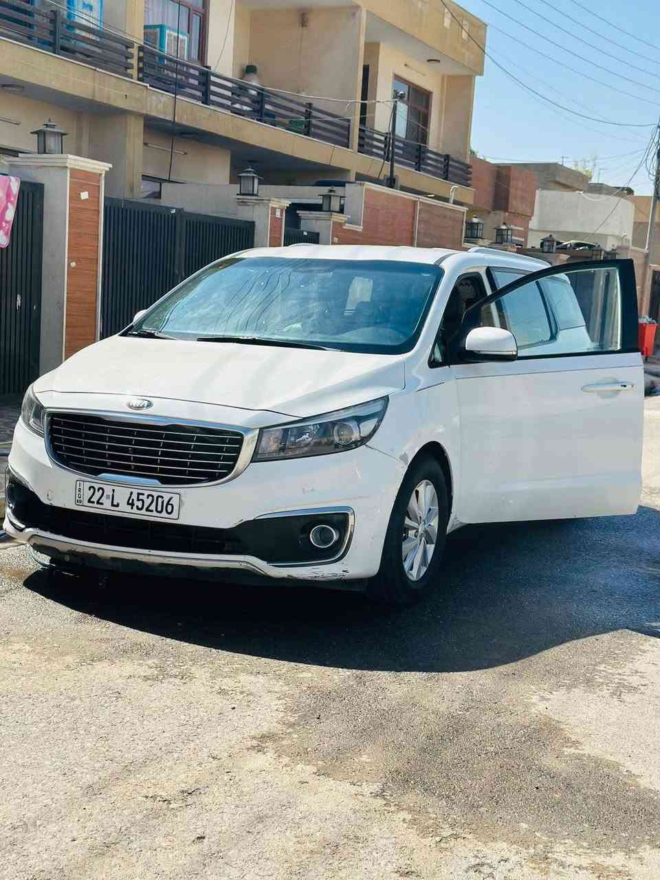 السلام عليكم سيدونه 17فول بصمه جلد شاشه كبيره سياره مال بيت مشتغله خط بس قليل حيل ماشيه 250لو ابيض ثلجي سياره متصرف عليه الف دينار جاهزه مجهزه من كل النواحي رقم شاصي موجود بلمنشور بيها نص جاملغ امامي فقط بدون دواخل بدون ايرباك سياره ع يدي رقم جديد بسمي تحويل ثاني يوم هاي كل التفاصيل مكتوبه سعرها 205وبيها مجال تعال وبيك خير وتدلل وكلشي اكو بلسوك مكانها اربيل ***********
واذ اكو مراوس بسيا حديث هم اروس ونطي فرق
