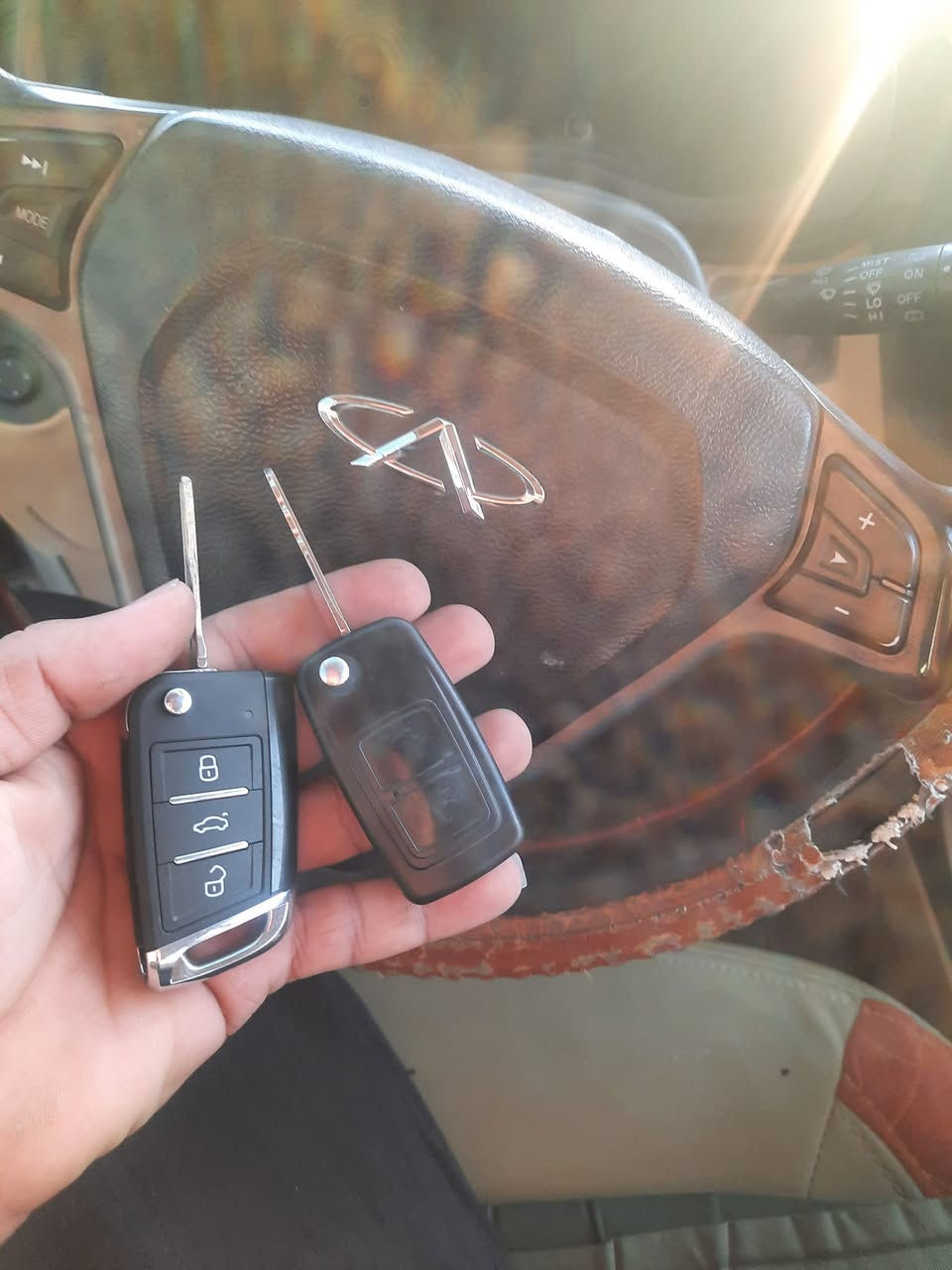 برمجة بصمات 
برمجة ريمونات -استنساخ مفاتيح - برمجة سكيورتي 
الشويلي قلعة سكر 
***********
