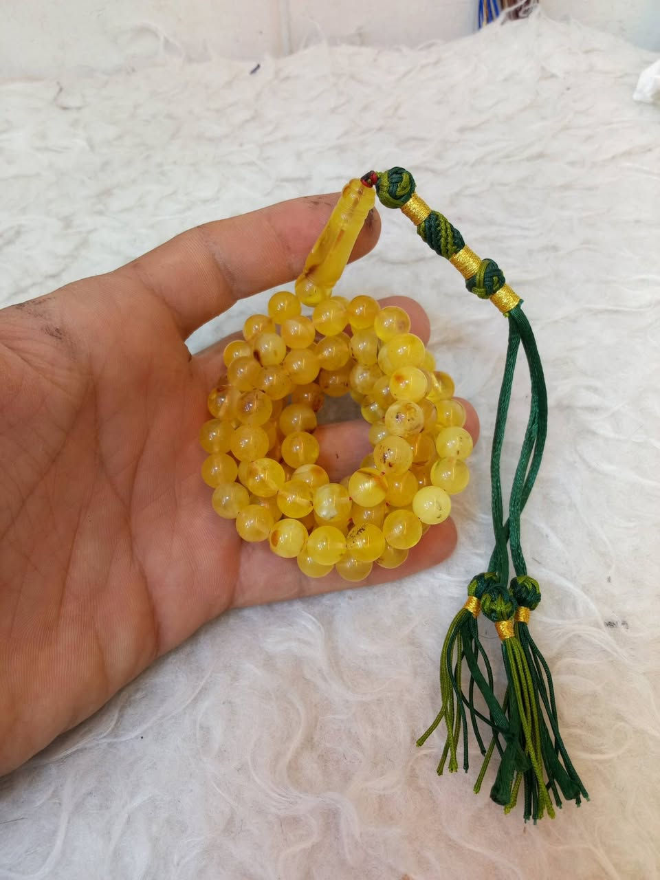 كهرب بولوني حر طبيعي شرط 101 الوزن 38 غرام السعر 70 الف قفل يوجد توصيل متواجد واتساب ***********
