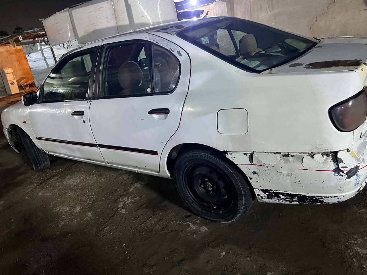 السلام عليكم نيسان بريميرا 2001 بية كير ومكينة وعقل 2010 سيارة مال نيسان السعر 28ورقة  وبية مجال 
***********
