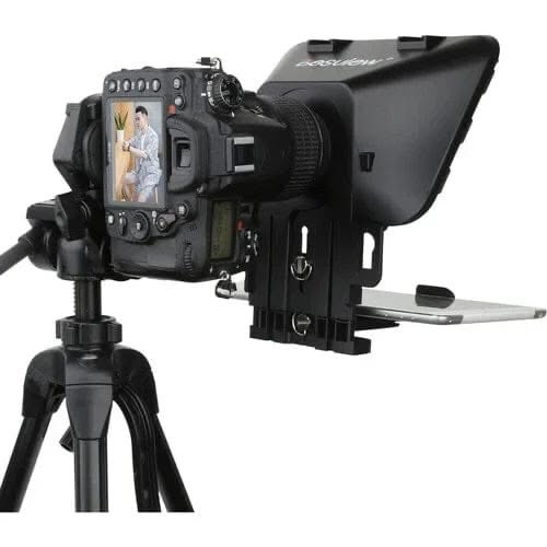 هذا هو جهاز التلقين النصي Desview T3
المصمم للهواتف الذكية والأجهزة اللوحية وكاميرات DSLR.
- متوافق مع أجهزة متعددة: يدعم الهواتف الذكية والأجهزة اللوحية التي يصل حجمها إلى 11 بوصة لعرض النصوص.
- ملحقات التصوير: يشتمل على 9 حلقات محول للعدسات (49-82 مم) لتركيب كاميرات DSLR أو الكاميرات بدون مرآة.
- سهولة التحكم: يأتي مع جهاز تحكم عن بعد يعمل بالبلوتوث لتسهيل إدارة النصوص أثناء التصوير.
- جودة عالية: يتميز بزجاج عاكس عالي الجودة مطلي بـ 26 طبقة لضمان وضوح النص المنعكس دون التأثير على جودة ونقاء الصورة الملتقطة بالكاميرا.
***********
كمية محدودة
