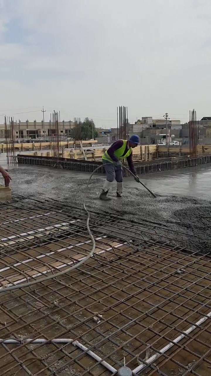 جزء من عملنا هاذ اليوم في الديوانية معه #شركة_ارض_الاباء   مهندس المقيم سيد حيدر.   ممثل الشركه مهندس حسين محمدالغانمي المقاول ابو لطيف الشريفي.
فرع الثاني مكان مجاور علوة المخضر 
للتواصل معنا,المدير حسن حبيب الحمزاوي  ***********
معاون المدير محمد الشمري   ***********
ومن الله التوفيق إشارة إلى الأصدقاء 󱢏
