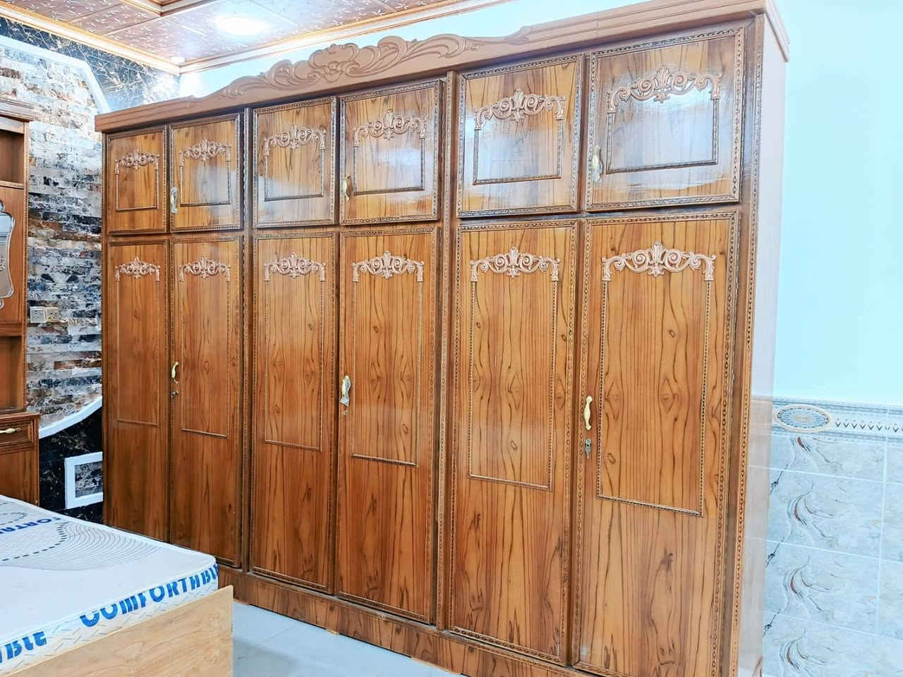 غرفه نوم عراقي حطاطة شرط خشبها مية بل مية استخدام شهر الاستفسار ***********
