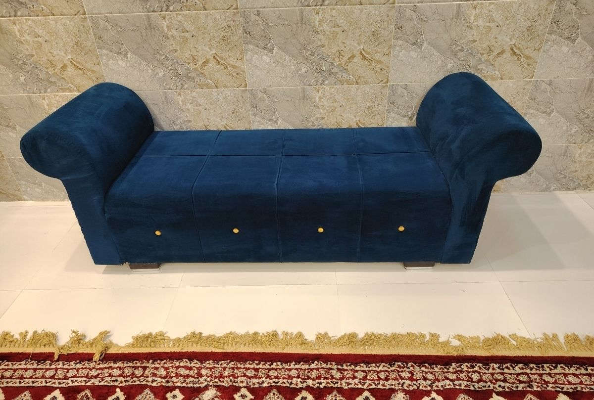 أغراض بيت مستعجلين على بيعتهن
شراي راسلني خاص او اتصل *********** 
ديوان 11 مقعد
طباخ مصري 5 عيون كله شغال
ثلاجه فستل 22 قدم تقريبا تجميد فول
شازلون
 مكاني الصابيات قرب جسر الدوار قريب علكاظميه
