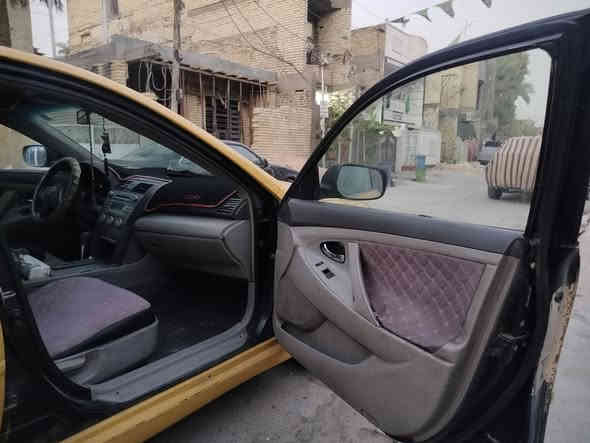 السلام عليكم
سيارة كامري للبيع 

موديل 2008 وارد امريكي 

محرك ستندر ما مفتوح بي خيط تبخير 

كير بحالة ممتازه 

تبريد بلادي ثلج 

صدر خلفي امامي حالة ممتازه 

سنوية لحد 2030 

السيارة باسمي تحويل مباشر

 مصفر من الغرامات و الهيئة 

السعر 63 و بيها مجال بسيط 

علماً السيارة منضومة غاز جديدة ضمان سنة 

مكان السيارة بغداد 

السؤال او الأستفسار *********** متوفر اتصال او واتساب
