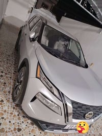 نيسان روج • ٢٠٢١ • ٥٧ الف ميل