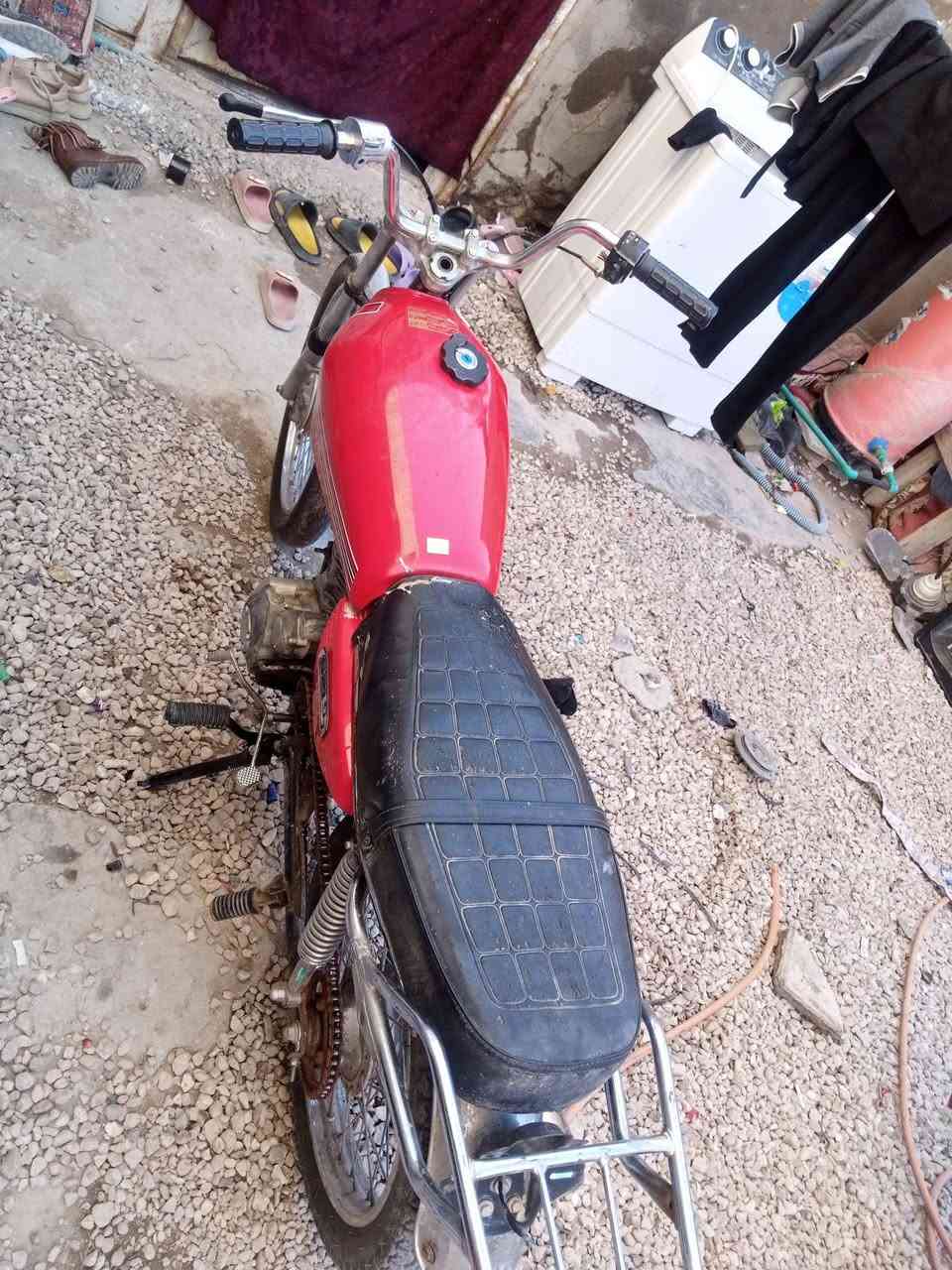 سلام عليكم  اربع كير كلك كلك كلك البيع مكاني كربلاء سعره 200 نضيفه كلشي ما رايدله رقم وتساب وتصال عله خط موجود اني ***********
