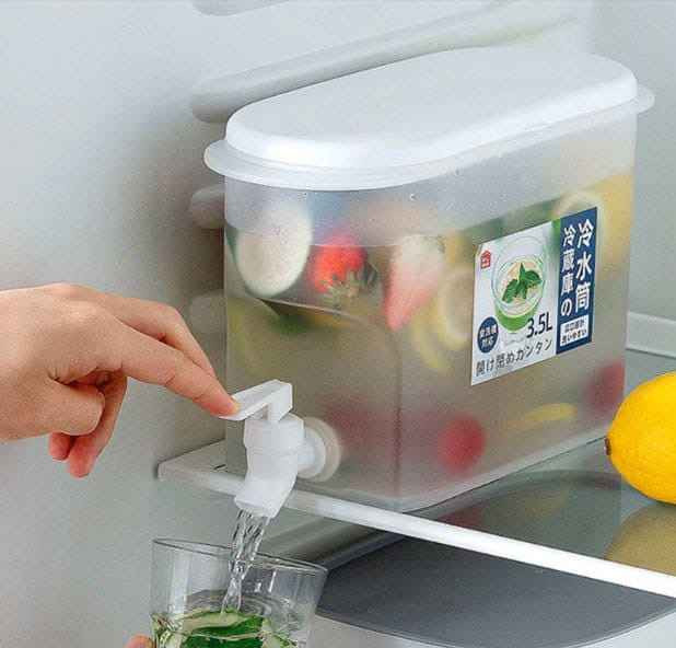 الاسم: ترمز رمضاني 
الوصف: ترمز رمضاني لتبريد وحفظ المشروبات في الثلاجة، بسعة كبيرة وتصميم عملي لسهولة الصب دون فتح الغطاء. مناسب للعصائر والمياه المنكّهة بغداد, العراق


**إذا كنت صاحب هذا الإعلان وتريد حذفه لأي سبب، رجاءا أرسل رسالة إلى الدعم الفني**