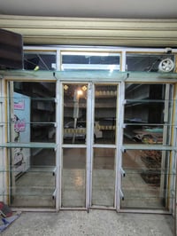 مستعجل على بيعتهن.. رفوف خشب و جام خانة حديد الرفوف ((٣٠٠)) الف مغطية ...