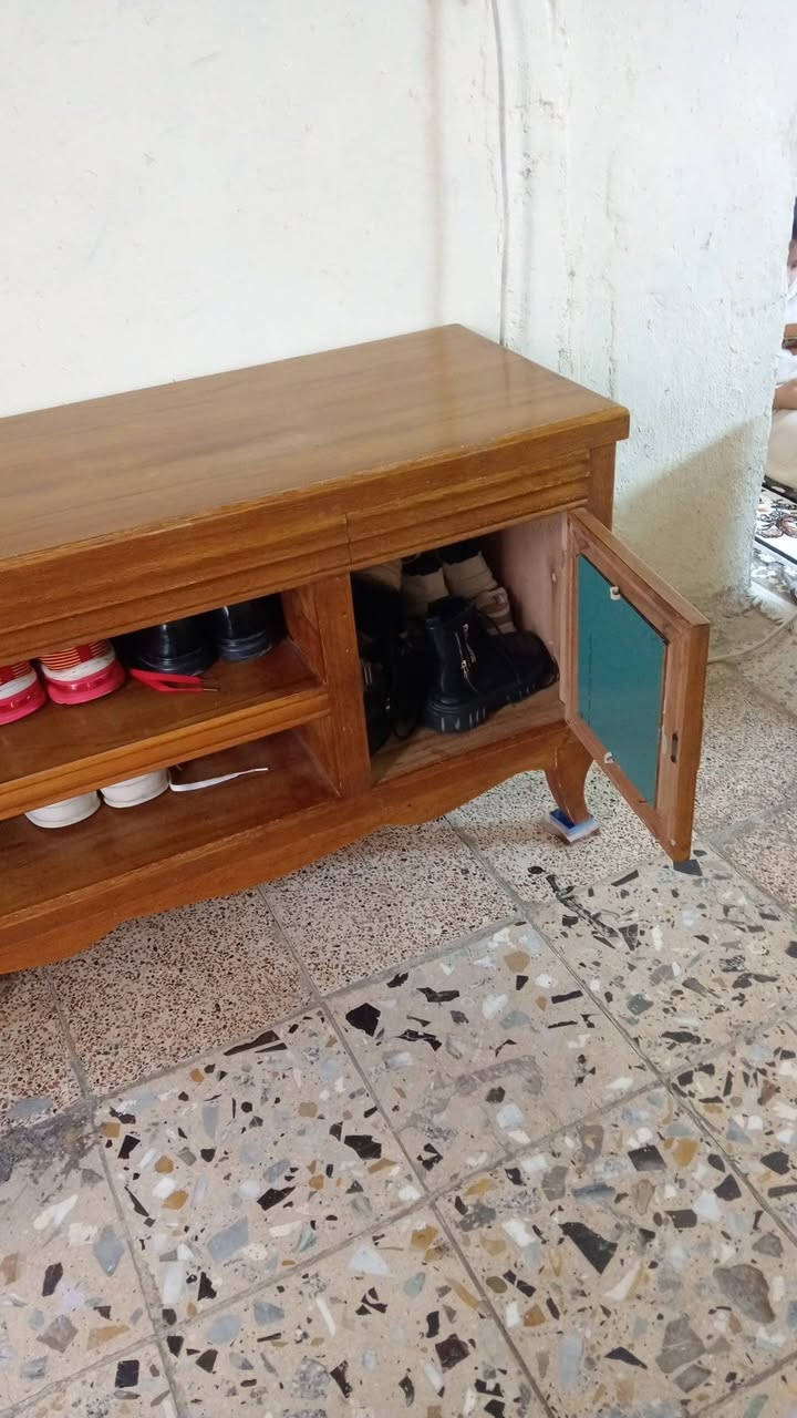 ب ٧٥ وبي مجال بسيط غرض البيع ماعندي مكان صاج توصا مال غرفه


**إذا كنت صاحب هذا الإعلان وتريد حذفه لأي سبب، رجاءا أرسل رسالة إلى الدعم الفني**