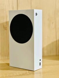 سيريس اس للبيع لك ستيكر ٣٠٠قف  هاذة رقمي بي واتساب 07838806631 بغداد ا...