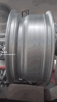 بطرق فنيه وعمليه تعديل كافة اويالات السيارات الحديثه والقديمه موقع العمل سامراء خلف الحي الصناعي ميزانية العزاوي الحديثه مقابل شارع 50 رقم الجوال ***********
